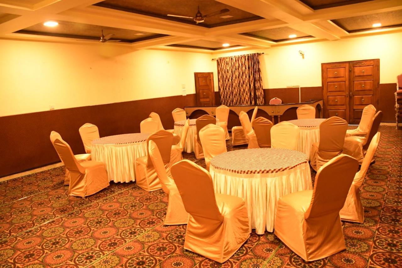 Hotel Tourist Inn Siliguri Exteriér fotografie